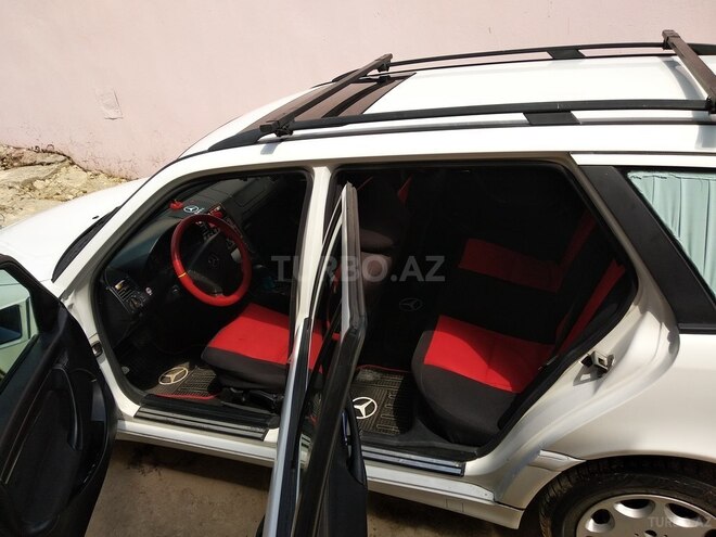 Mercedes C 220 1999, 260,000 km - 2.2 l - Bakı