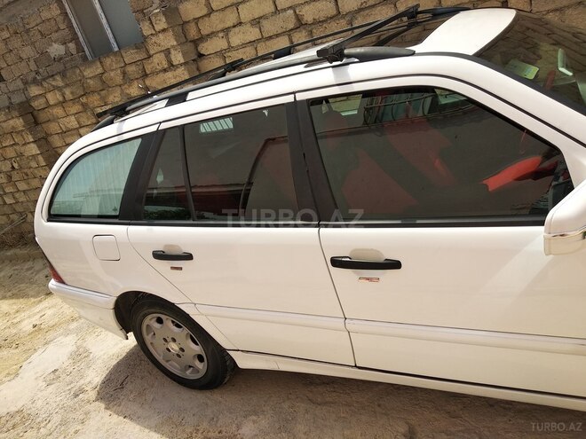 Mercedes C 220 1999, 260,000 km - 2.2 l - Bakı