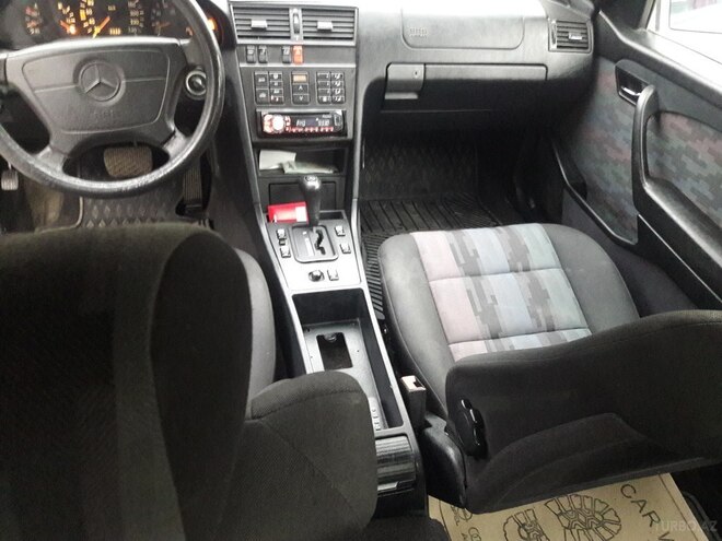 Mercedes C 200 1994, 375,000 km - 2.0 l - Gəncə