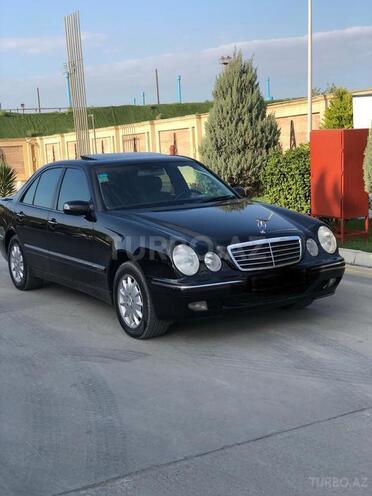 Mercedes E 320 2001, 290,000 km - 3.2 l - Bakı