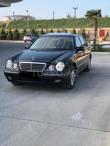 Mercedes E 320 2001, 290,000 km - 3.2 l - Bakı