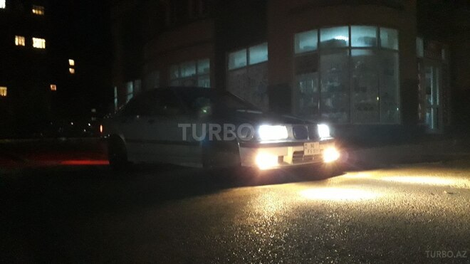 BMW 320 1998, 337,255 km - 2.0 l - Bakı