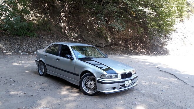 BMW 320 1998, 337,255 km - 2.0 l - Bakı