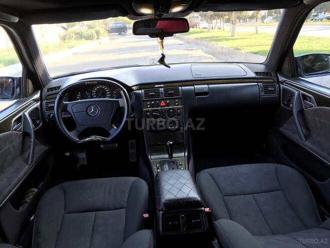 Mercedes E 230 1995, 345,678 km - 2.3 l - Sumqayıt