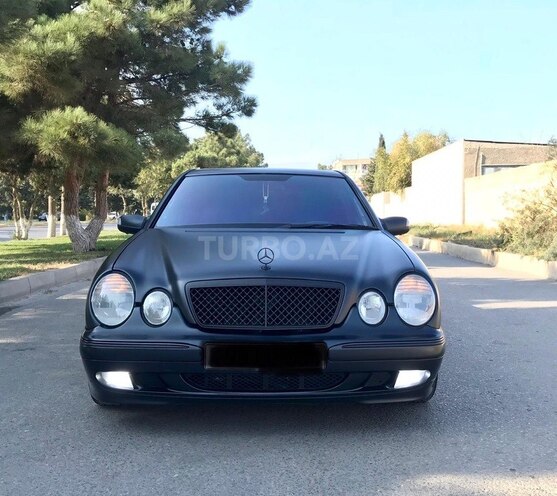 Mercedes E 230 1995, 345,678 km - 2.3 l - Sumqayıt
