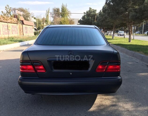 Mercedes E 230 1995, 345,678 km - 2.3 l - Sumqayıt