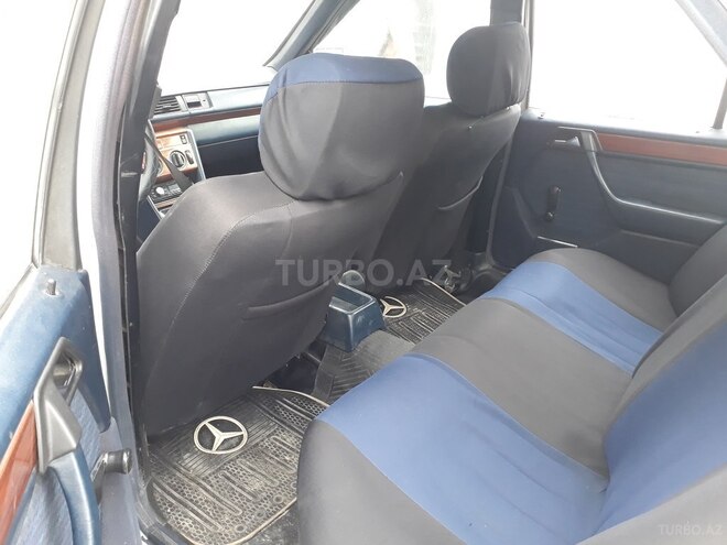 Mercedes E 200 1993, 309,931 km - 0.2 l - Bakı