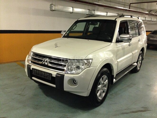 Mitsubishi Pajero 2011, 84,000 km - 3.5 l - Bakı