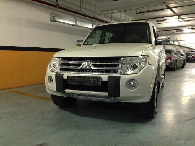 Mitsubishi Pajero 2011, 84,000 km - 3.5 l - Bakı