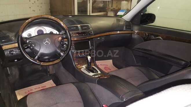 Mercedes E 240 2003, 335,000 km - 2.6 l - Bakı