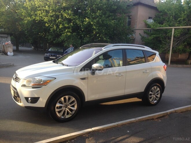 Ford Kuga 2010, 175,000 km - 2.5 l - Bakı