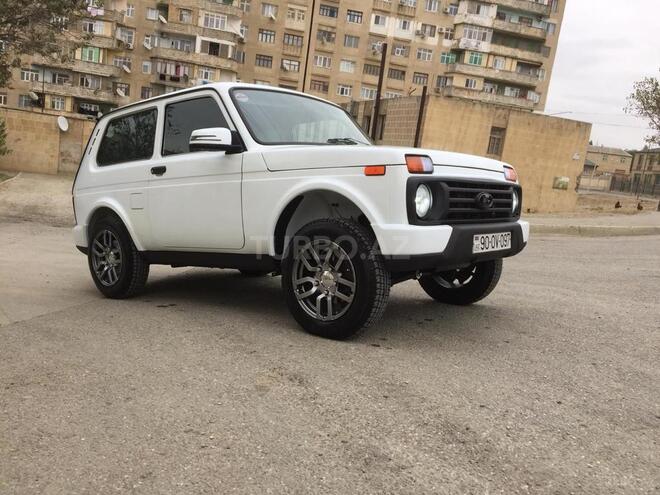 LADA (VAZ) Niva 2015, 32,000 km - 1.7 л - Bakı