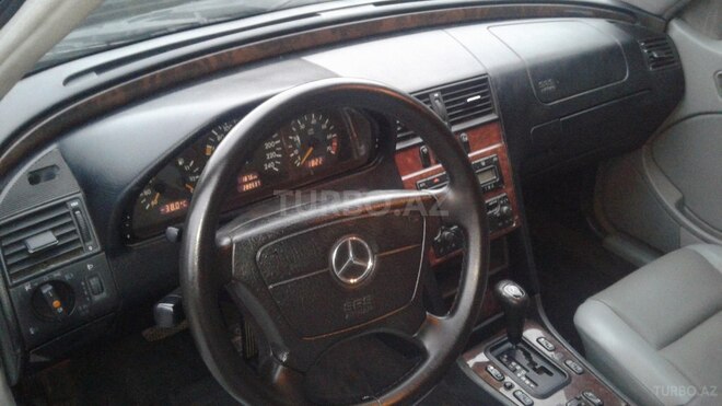Mercedes C 200 2000, 279,358 km - 2.0 l - Bakı