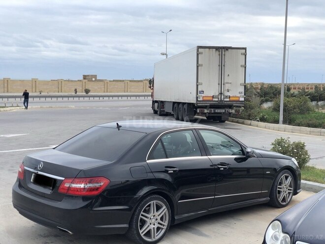 Mercedes E 350 2009, 244,000 km - 3.5 l - Bakı