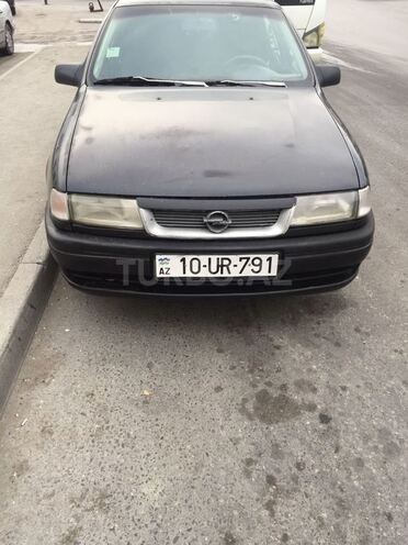Opel Vectra 1993, 300,000 km - 1.6 л - Bakı