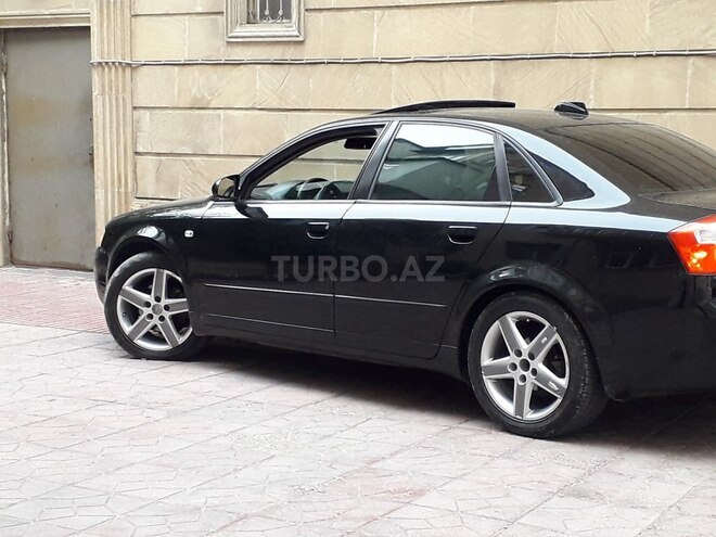 Audi A4 2003, 180,000 km - 1.8 l - Bakı