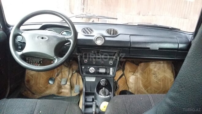 LADA (VAZ) 2106 1989, 250,000 km - 1.6 l - Salyan