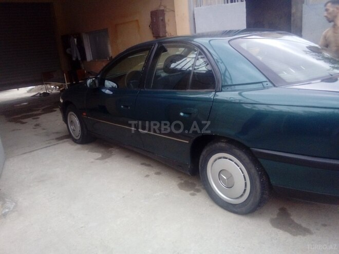 Opel Omega 1998, 280,000 km - 2.0 l - Biləsuvar