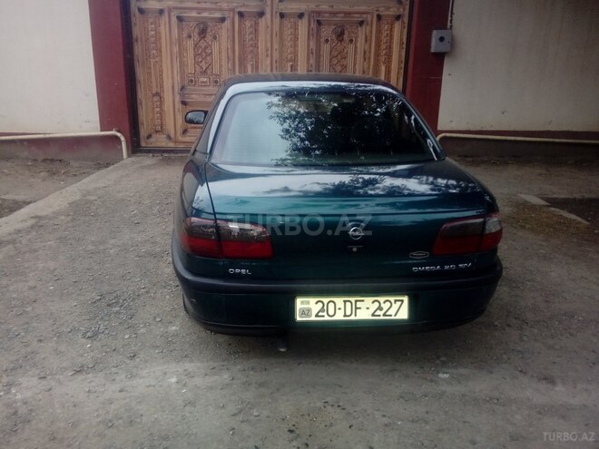 Opel Omega 1998, 280,000 km - 2.0 l - Biləsuvar