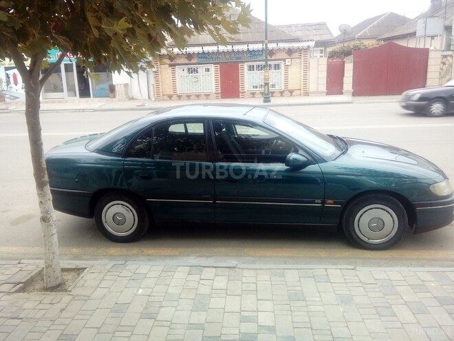 Opel Omega 1998, 280,000 km - 2.0 l - Biləsuvar