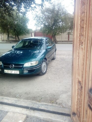 Opel Omega 1998, 280,000 km - 2.0 l - Biləsuvar