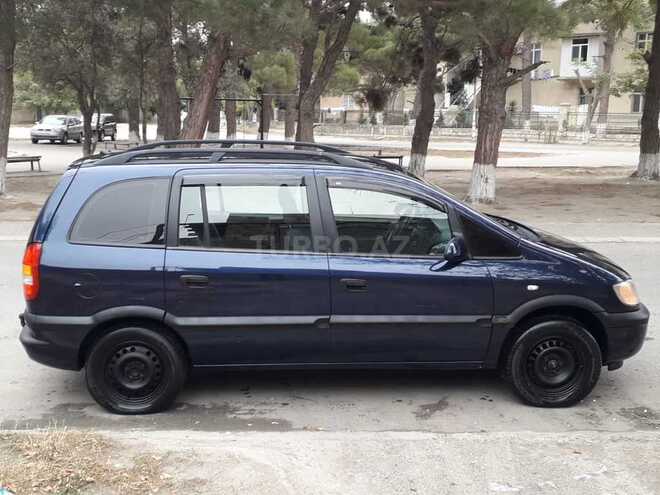 Opel Zafira 1999, 290,000 km - 1.8 l - 