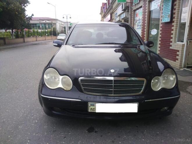 Mercedes C 200 2000, 200,000 km - 2.0 l - Quba