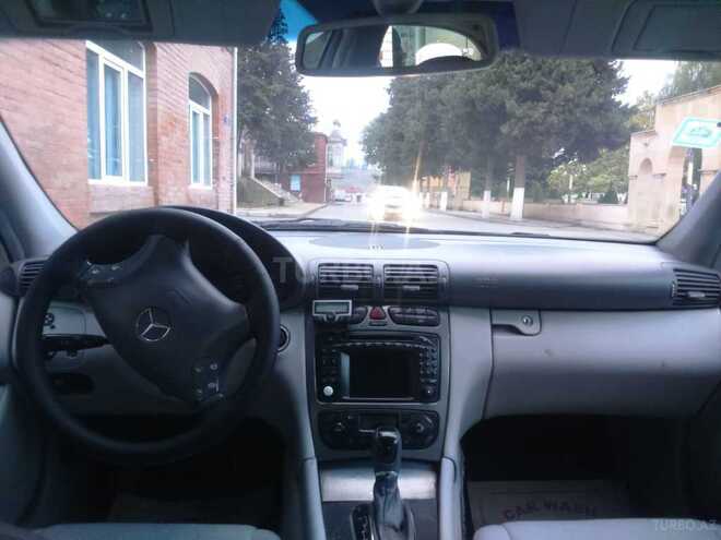 Mercedes C 200 2000, 200,000 km - 2.0 l - Quba