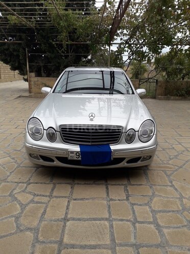 Mercedes E 270 2004, 322,000 km - 2.7 l - Bakı