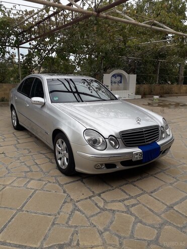Mercedes E 270 2004, 322,000 km - 2.7 l - Bakı