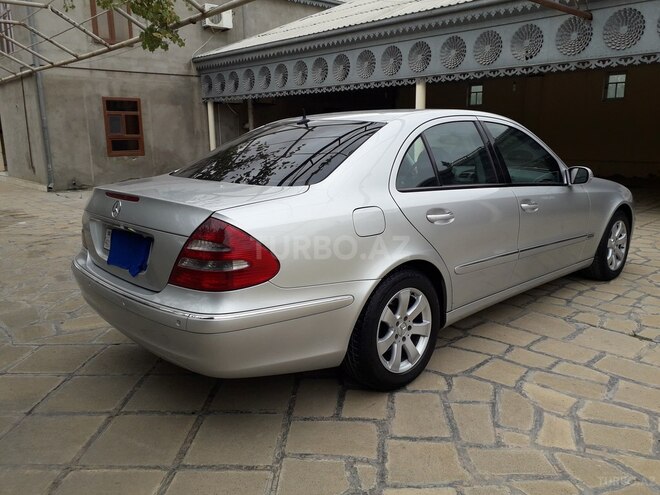 Mercedes E 270 2004, 322,000 km - 2.7 l - Bakı