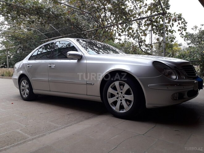 Mercedes E 270 2004, 322,000 km - 2.7 l - Bakı
