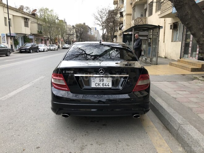 Mercedes C 300 2009, 160,000 km - 3.0 l - Bakı