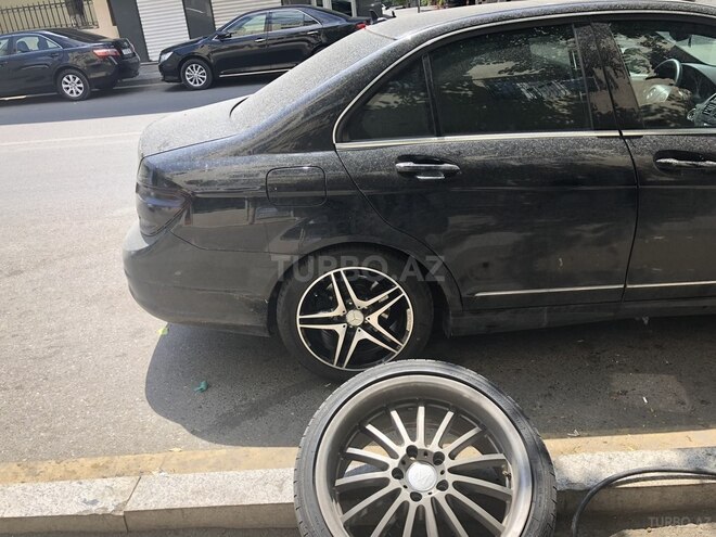 Mercedes C 300 2009, 160,000 km - 3.0 l - Bakı