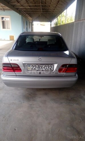 Mercedes E 240 1998, 362,110 km - 2.4 l - Goranboy