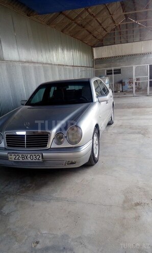 Mercedes E 240 1998, 362,110 km - 2.4 l - Goranboy