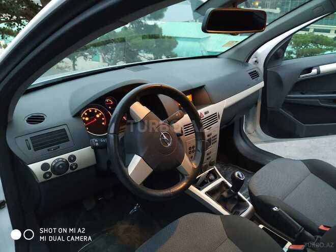 Opel Astra 2008, 138,000 km - 1.4 l - Bakı