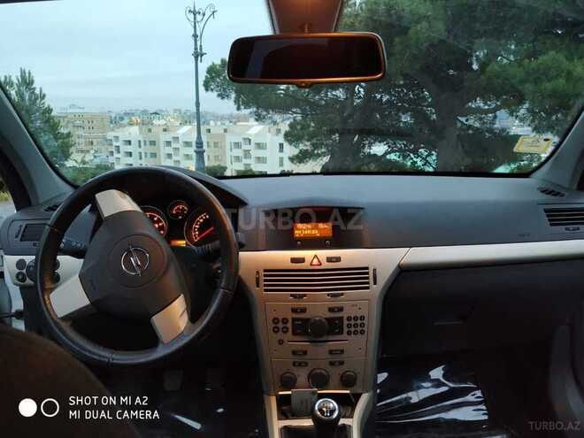 Opel Astra 2008, 138,000 km - 1.4 l - Bakı