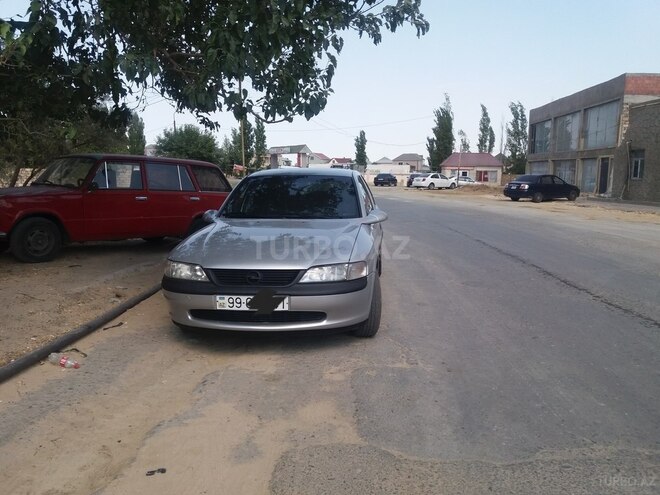 Opel Vectra 1998, 310,000 km - 1.6 l - Bakı
