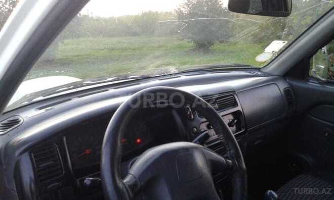 Mitsubishi L200 2006, 324,620 km - 2.5 l - Qax
