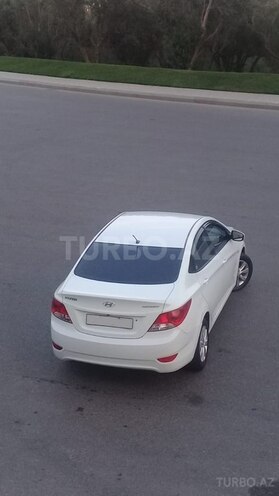 Hyundai Accent 2011, 122,000 km - 1.4 l - Bakı