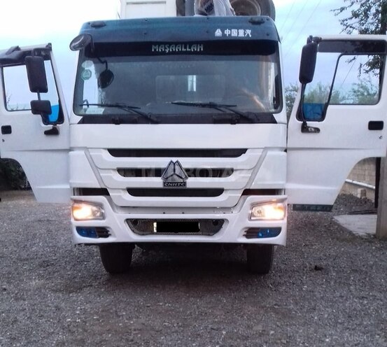 HOWO Sinotruk 2013, 241,000 km - 9.0 l - Bakı