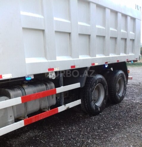 HOWO Sinotruk 2013, 241,000 km - 9.0 l - Bakı