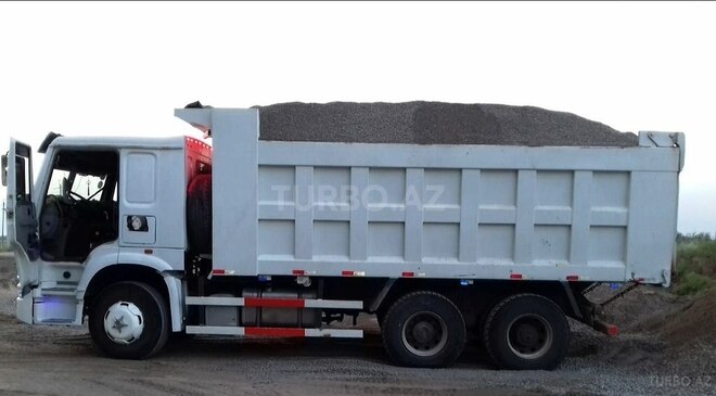 HOWO Sinotruk 2013, 241,000 km - 9.0 l - Bakı