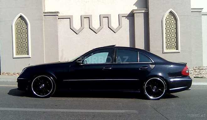 Mercedes E 350 2004, 212,000 km - 3.5 l - Bakı