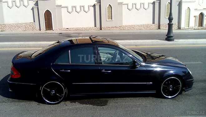 Mercedes E 350 2004, 212,000 km - 3.5 l - Bakı