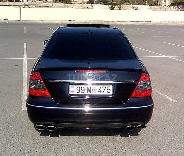 Mercedes E 350 2004, 212,000 km - 3.5 l - Bakı