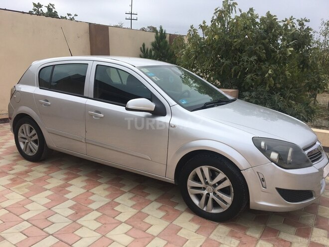 Opel Astra 2008, 121,000 km - 1.8 l - Bakı