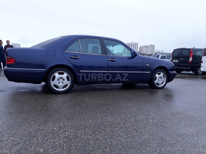 Mercedes E 240 1998, 299,500 km - 2.4 l - Xırdalan