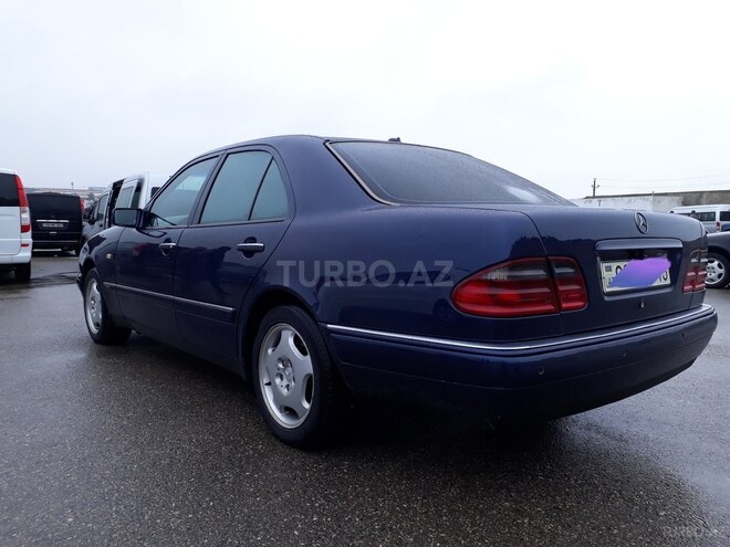Mercedes E 240 1998, 299,500 km - 2.4 l - Xırdalan